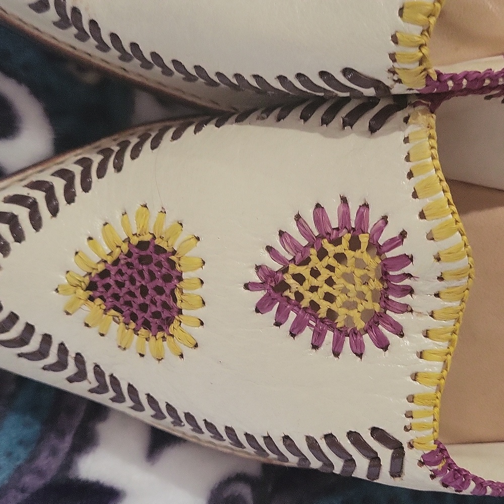 Moroccan Leather Mules with  Embroidery size 9 - Picture 2 of 4